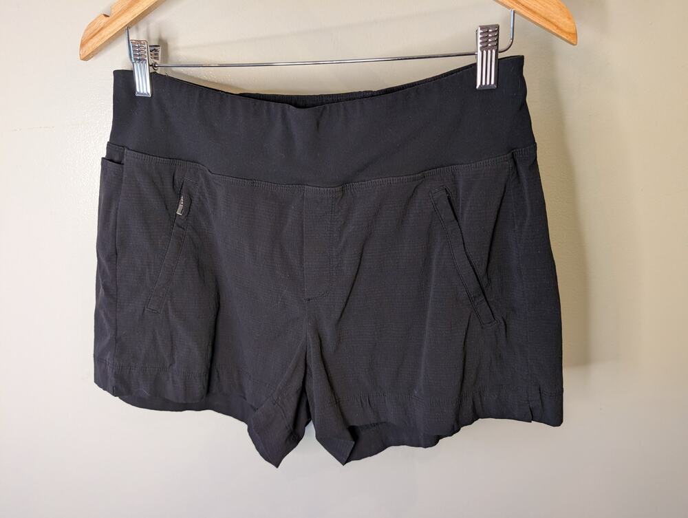 Athleta Trekkie North Mid Rise 3.5" Short Black Ripstop Hiking Size 8
